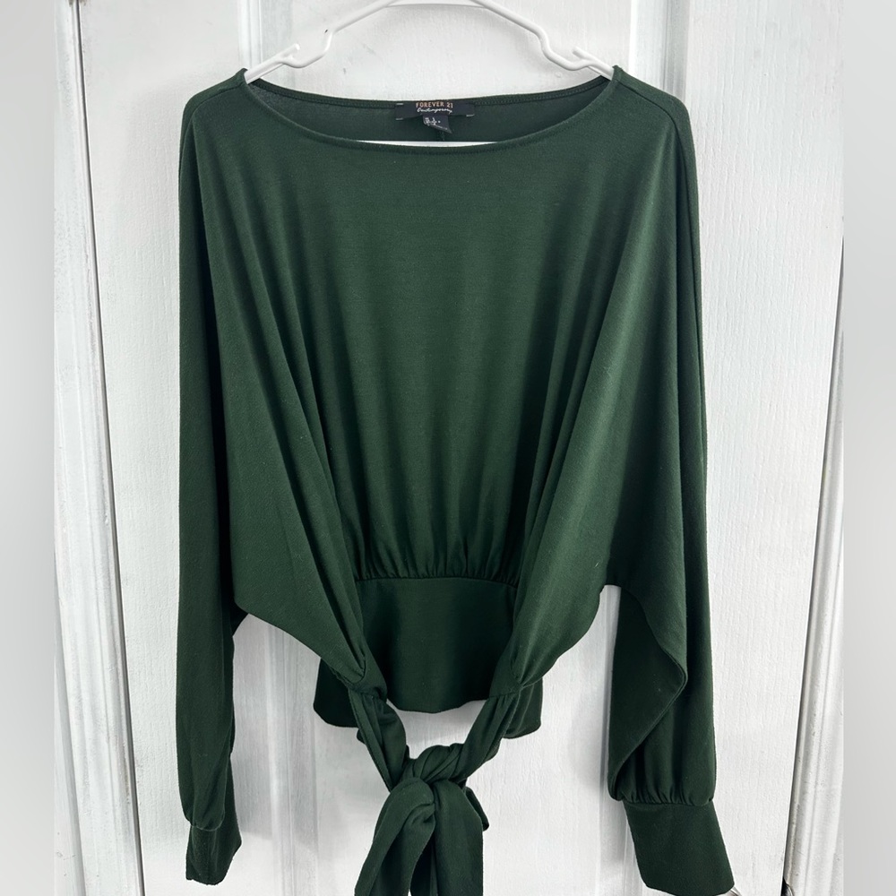 Forever 21 green top